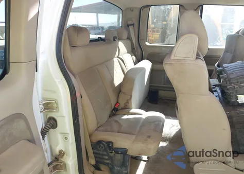 2006 Ford F-150 Lariat/Xl/Xlt from USA, damaged, VIN 1FTPX12V56KC83081